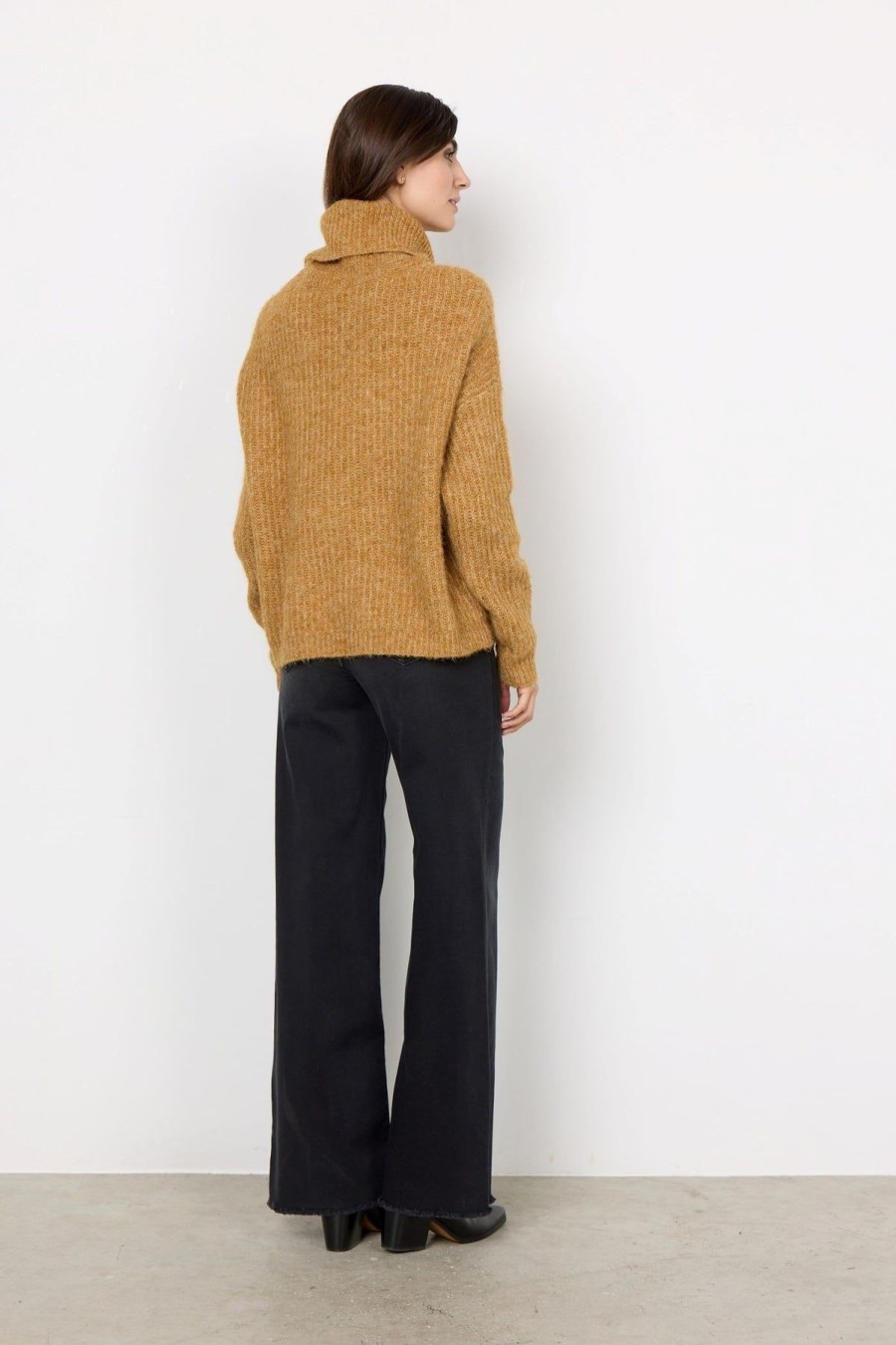 By Product Soya Concept | Torino Sweater - Camel Brown/Beige